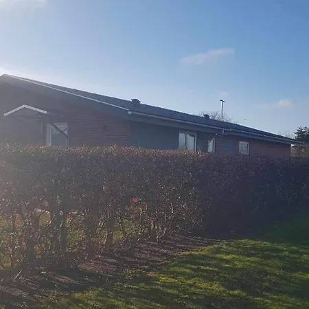 I Naer By, Skov Og Hébergement de vacances Sæby