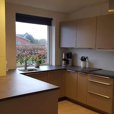 I Naer By, Skov Og Tatil Evi Sæby