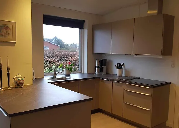 I Naer By, Skov Og Сasa de vacaciones Sæby